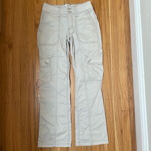 Hollister Mid rise Relaxed Cargo Pants